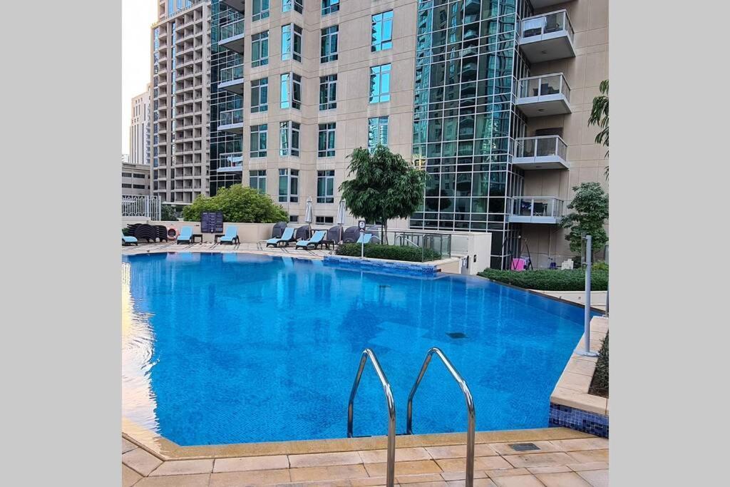 First Class 2Br With Full Burj Khalifa And Fountain View Dubai Exterior foto