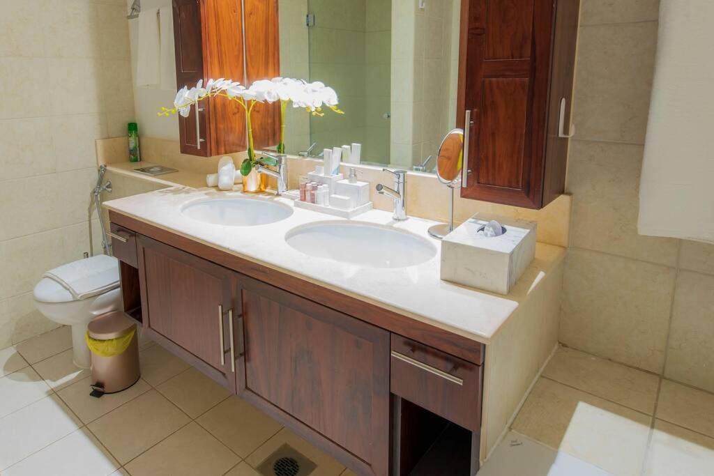 First Class 2Br With Full Burj Khalifa And Fountain View Dubai Exterior foto