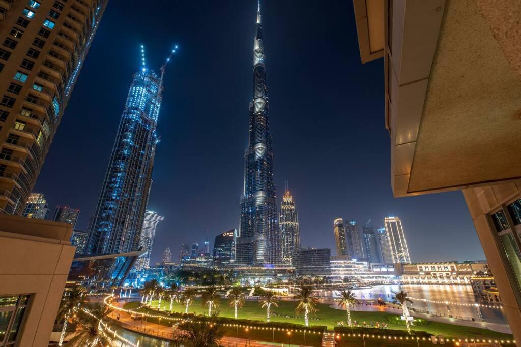 First Class 2Br With Full Burj Khalifa And Fountain View Dubai Exterior foto