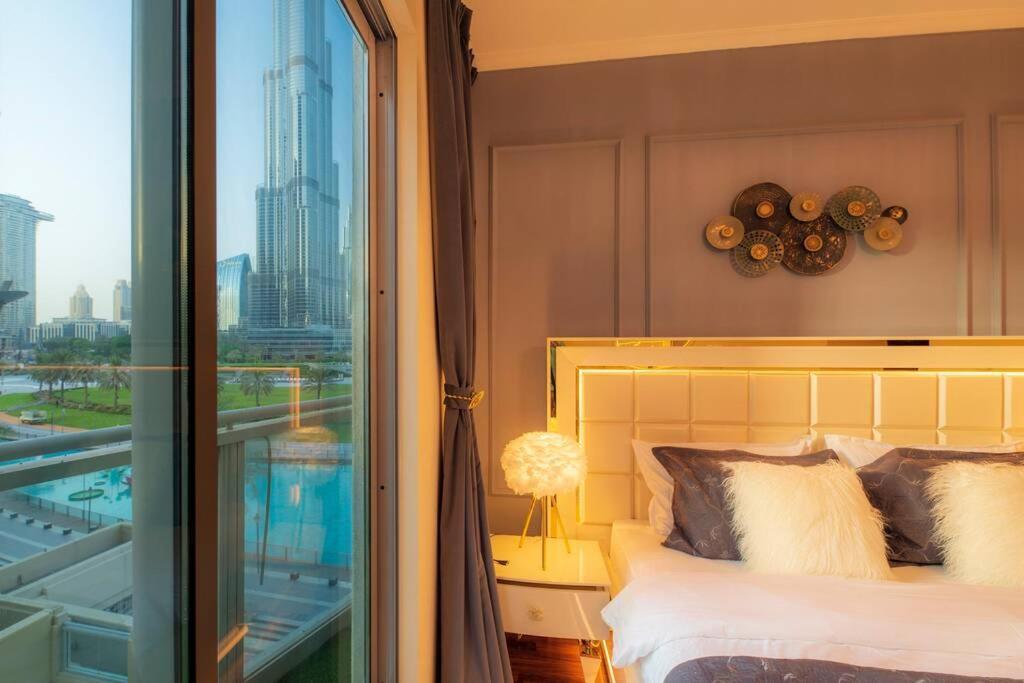 First Class 2Br With Full Burj Khalifa And Fountain View Dubai Exterior foto